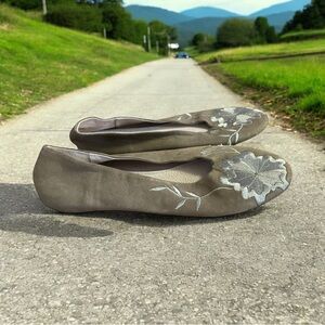 Seychelles Women's Campfire Moccasin, Taupe, Size 10